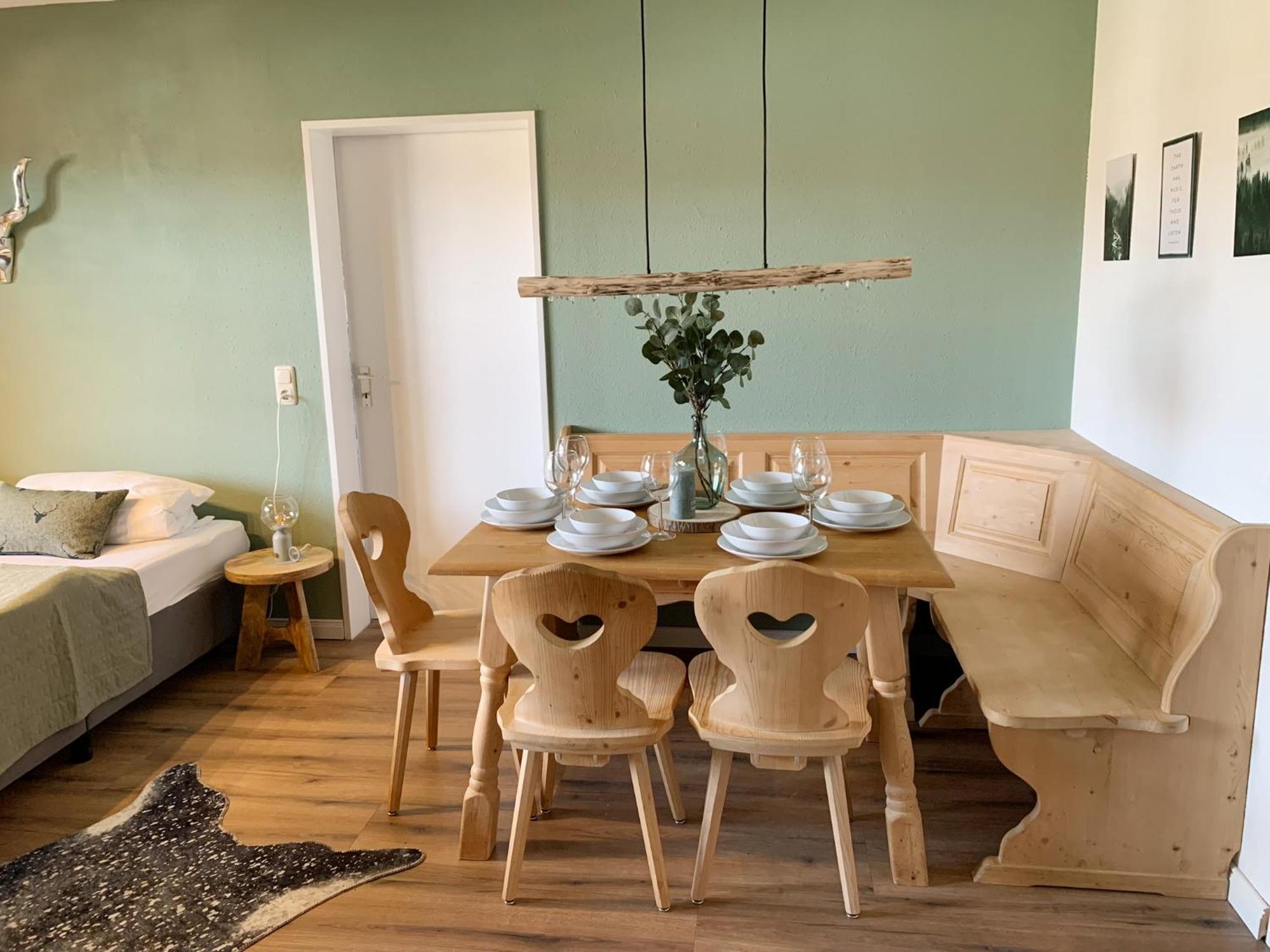 Apartment Lindners Hideaways - Bergnest - Bergblick 6 Pers Balkon Garten Hund Luftkurort Naehe Buchenegger Wasserfaelle Eistobel Bodensee Oberreute