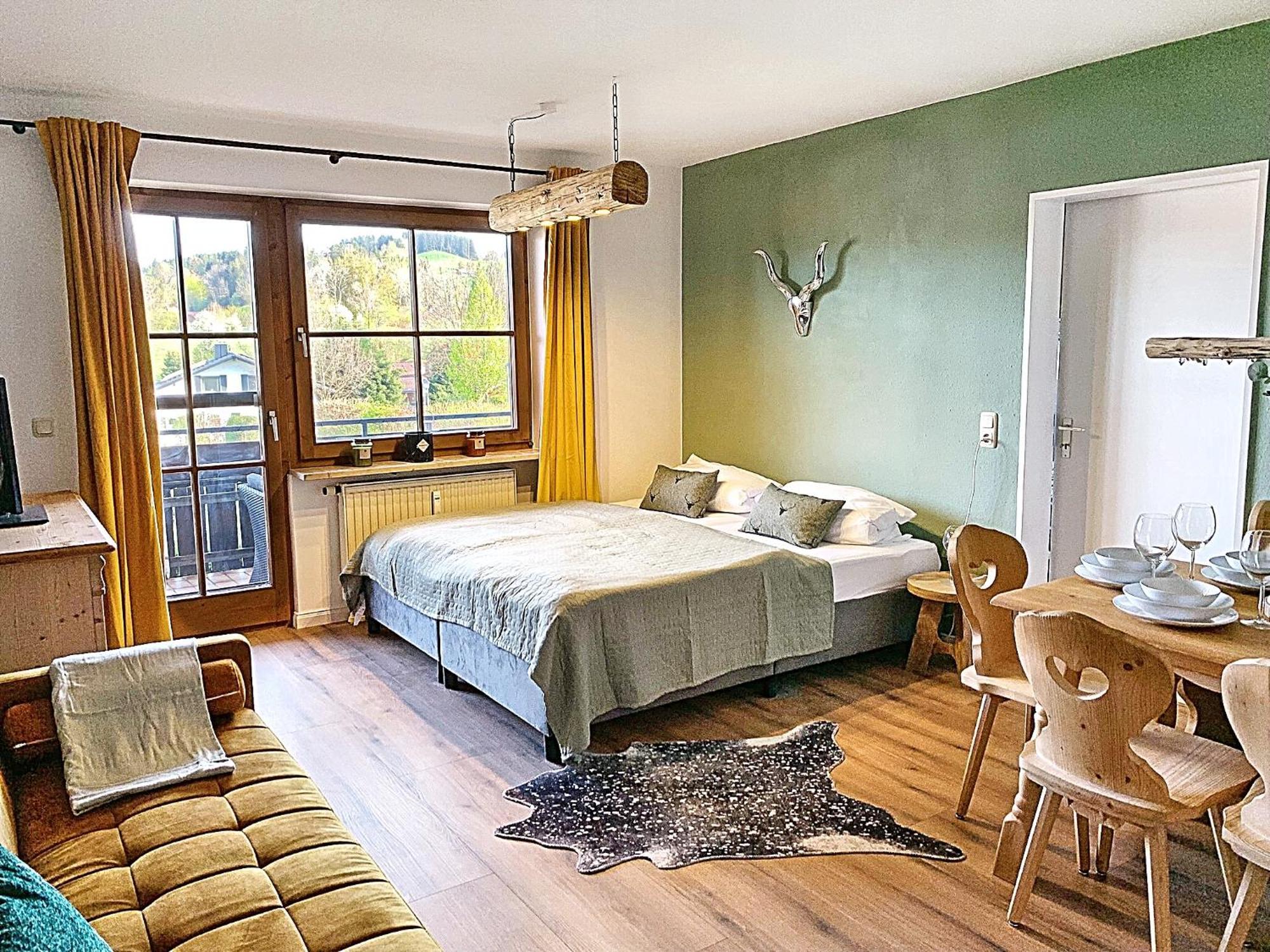 Apartment Lindners Hideaways - Bergnest - Bergblick 6 Pers Balkon Garten Hund Luftkurort Naehe Buchenegger Wasserfaelle Eistobel Bodensee Oberreute