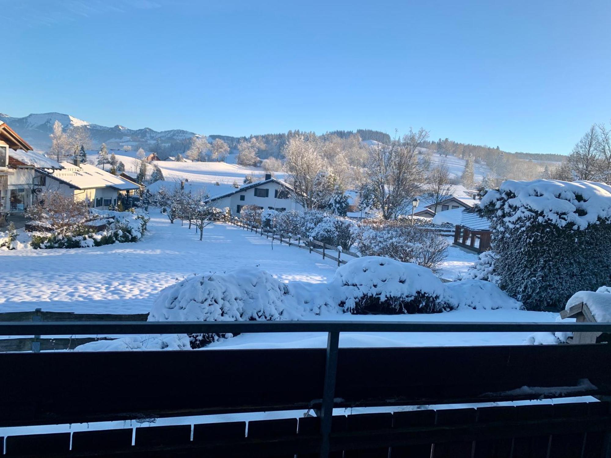 Apartment Lindners Hideaways - Bergnest - Bergblick 6 Pers Balkon Garten Hund Luftkurort Naehe Buchenegger Wasserfaelle Eistobel Bodensee *